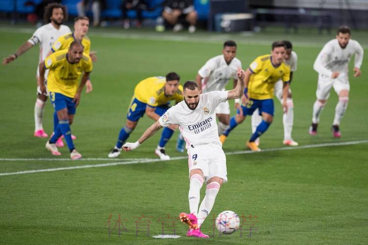 西甲-本泽马两传一射阿笑小熊破门 皇马3-0阿拉维斯 西甲-本泽马两传一射阿笑小熊破门 皇马3-0阿拉维斯